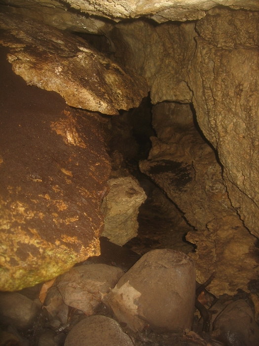 porillium cave on the bruce.