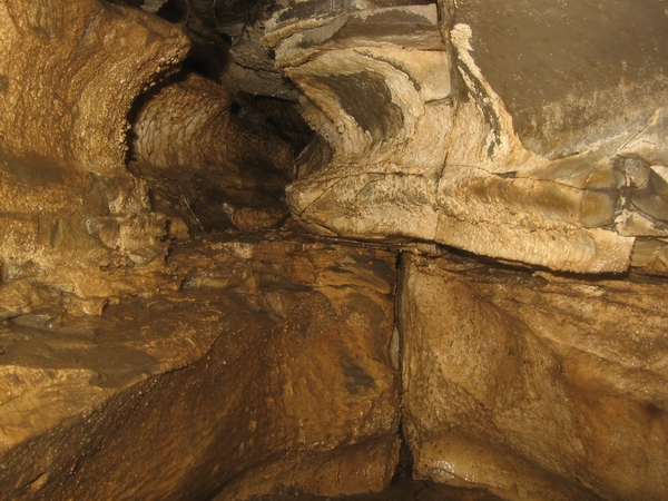  cave in ontario canada