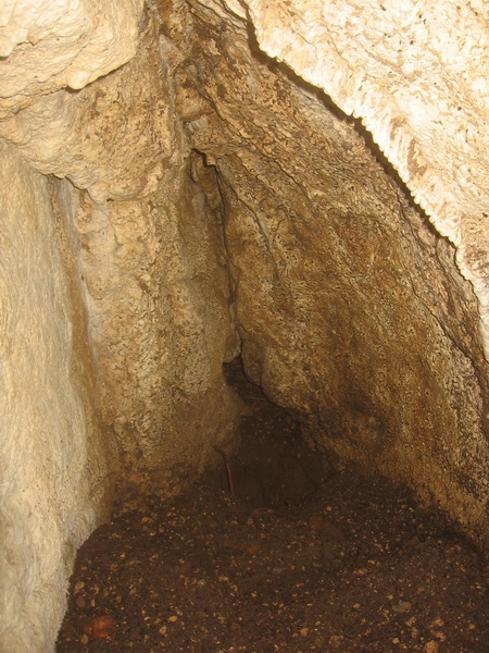 Death Bell Cave, Ontario.