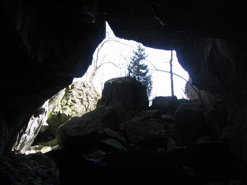 HB sea cave Bruce Peninsula.