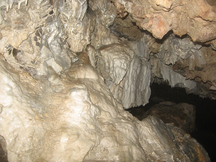 muddy beaver cave ontario