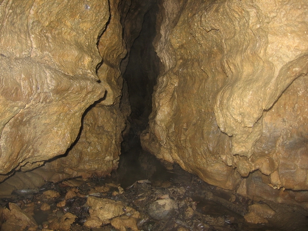 Wet Feet Cave on the Bruce Peninsula.